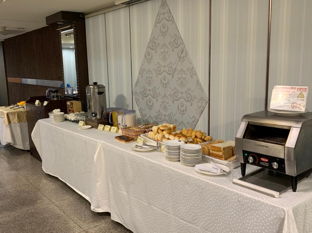 K Hotel Цзилун Экстерьер фото