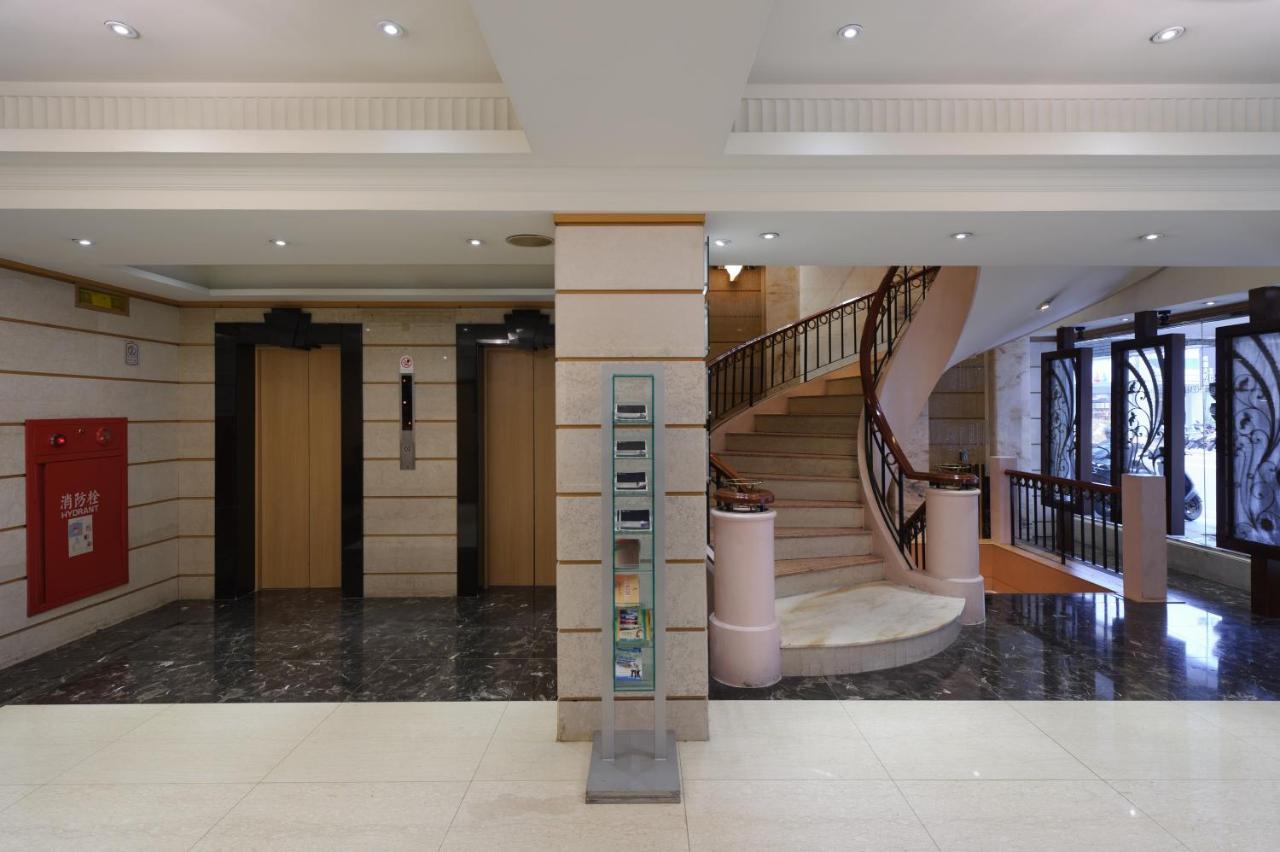 K Hotel Цзилун Экстерьер фото