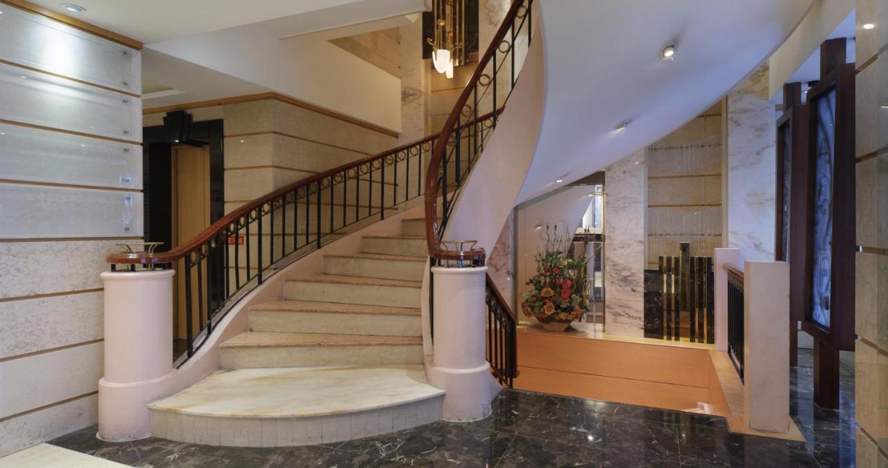 K Hotel Цзилун Экстерьер фото